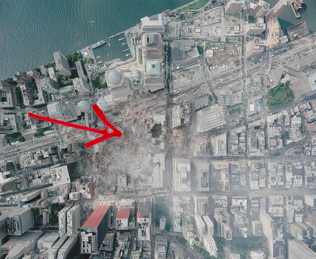 1062px-Aerial_photo_of_WTC_groundzero